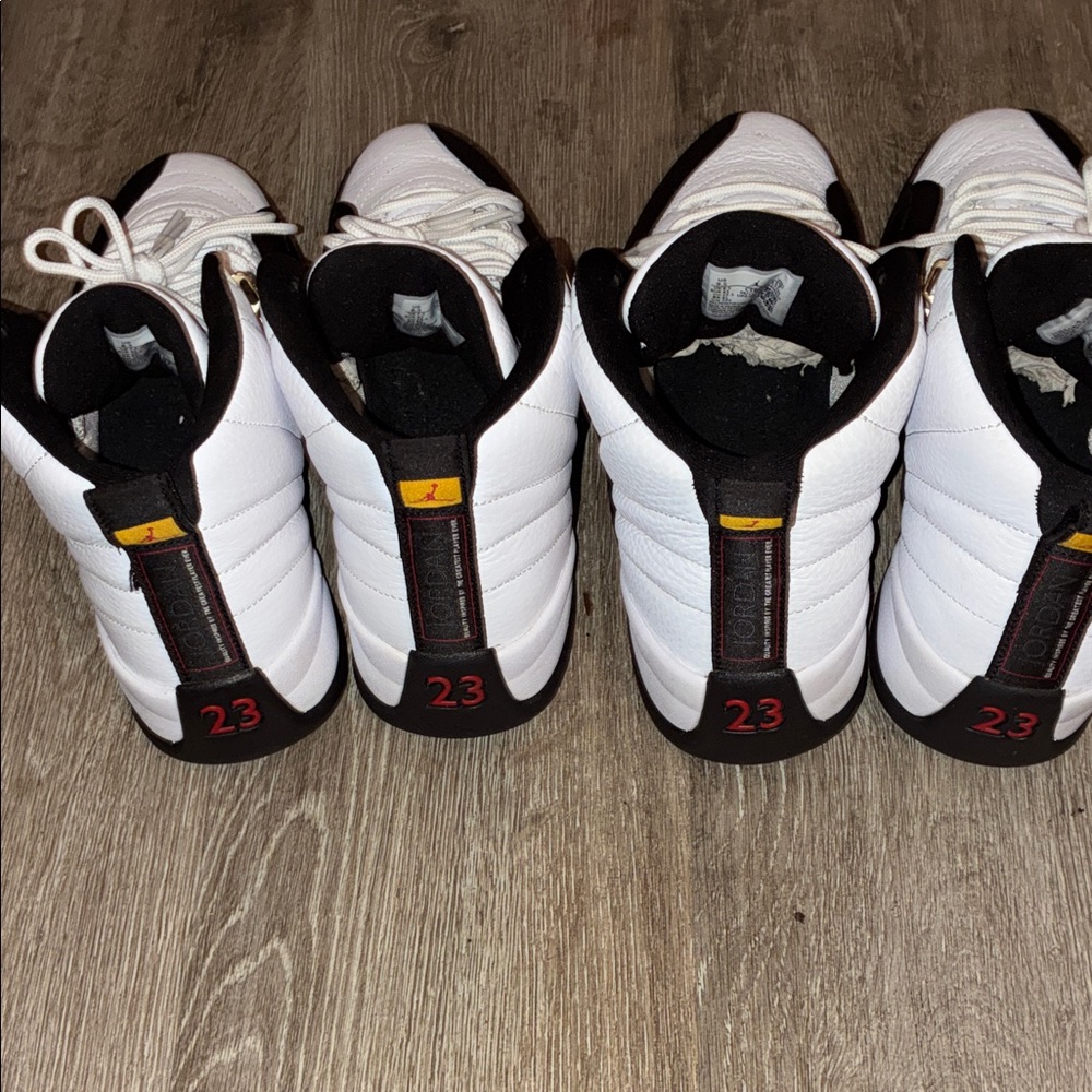 Nike White and Black Men's Sneakers with Red Accents